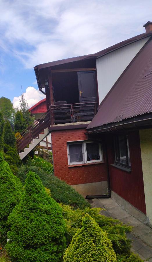 Agroturystyka Pod Kolami Myczkowce Exteriér fotografie