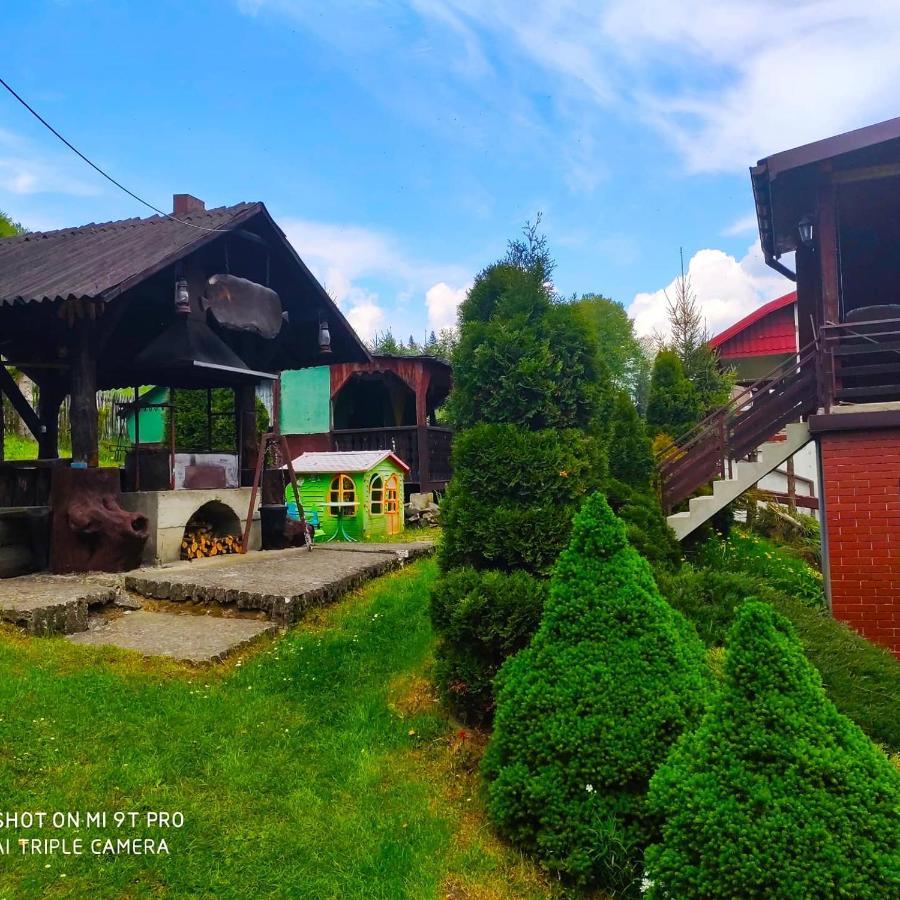 Agroturystyka Pod Kolami Myczkowce Exteriér fotografie