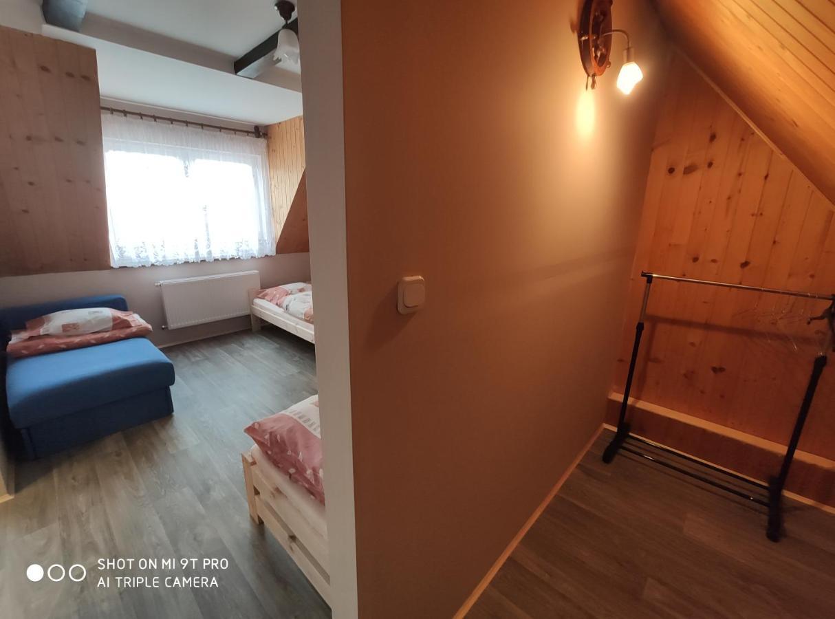 Agroturystyka Pod Kolami Myczkowce Exteriér fotografie